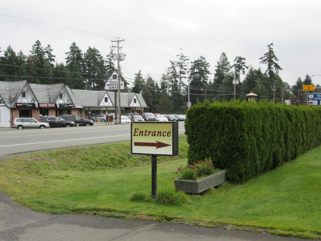 Arbutus Grove Motel Parksville Exterior foto